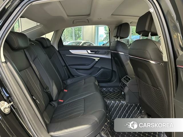 Audi A6L 2021 Черный из Китая, фото 3