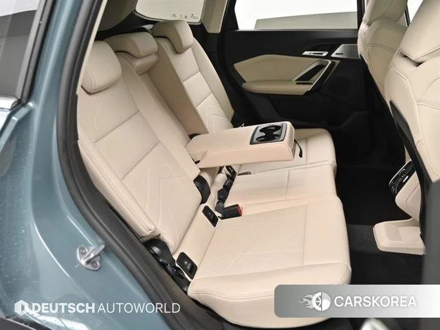 BMW X1 (U11) 2025 Темно-зеленый из Кореи, фото 3