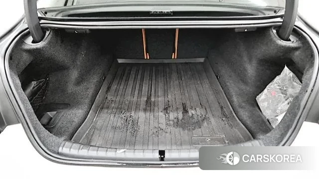 BMW 5 Series (G30) 2021 Белый из Кореи, фото 3