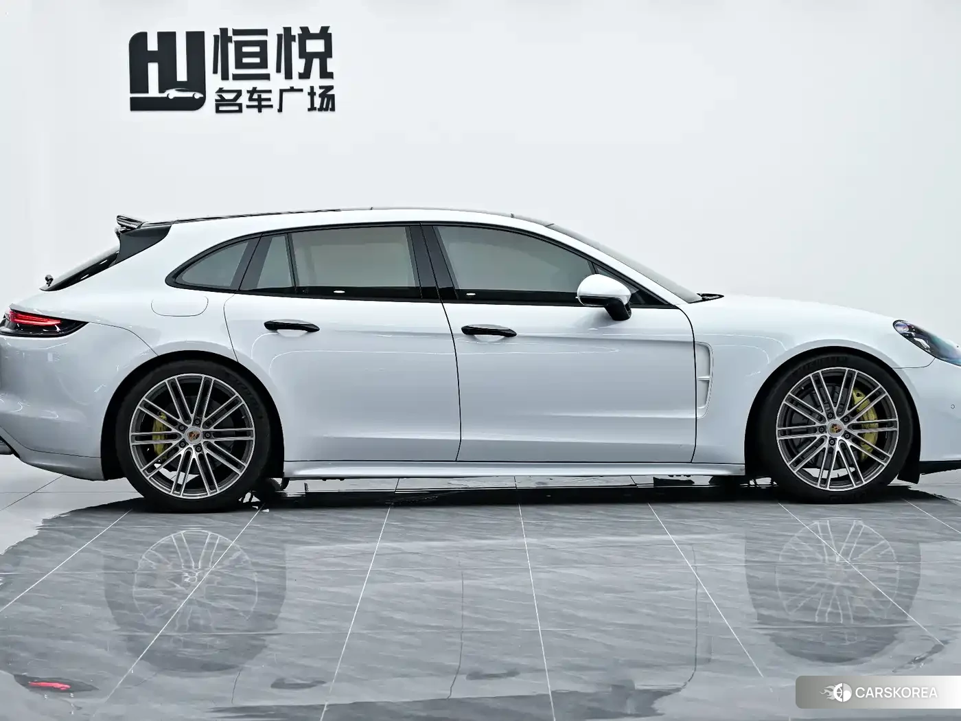 Porsche Panamera 2021 Белый из Китая, фото 3