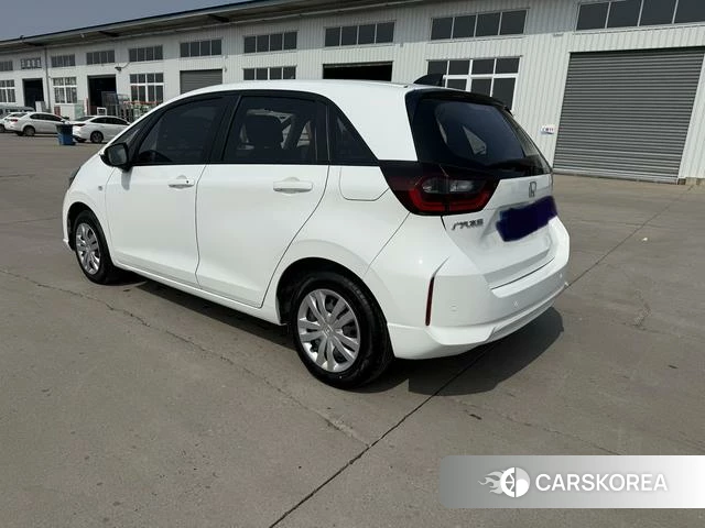 Honda Fit 2023 Белый из Китая, фото 3