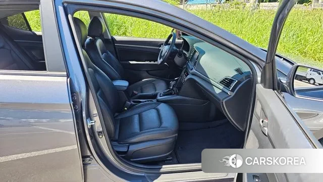 Hyundai Avante AD 2018 Серый из Кореи, фото 3