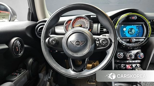 Mini Cooper 2018 Коричневый из Кореи, фото 3