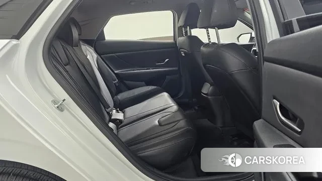 Hyundai Avante (CN7) 2022 Белый из Кореи, фото 3