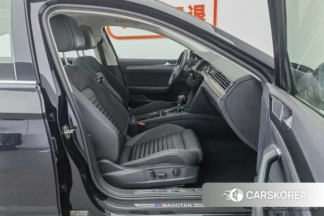 Volkswagen Magotan 2021 Черный из Китая, фото 3