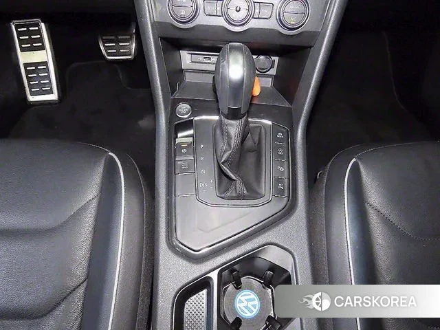 Volkswagen Tiguan Allspace 2020 Черный из Кореи, фото 3