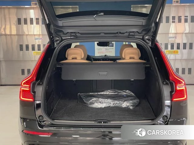 Volvo XC60 second Generation 2024 Черный из Кореи, фото 3