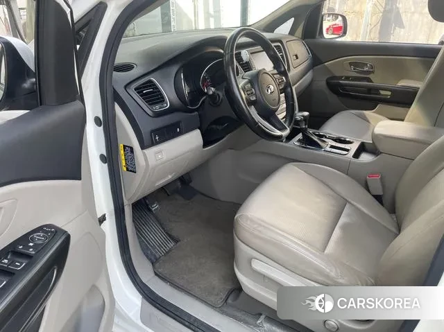 Kia The New Carnival 2018 Белый из Кореи, фото 3