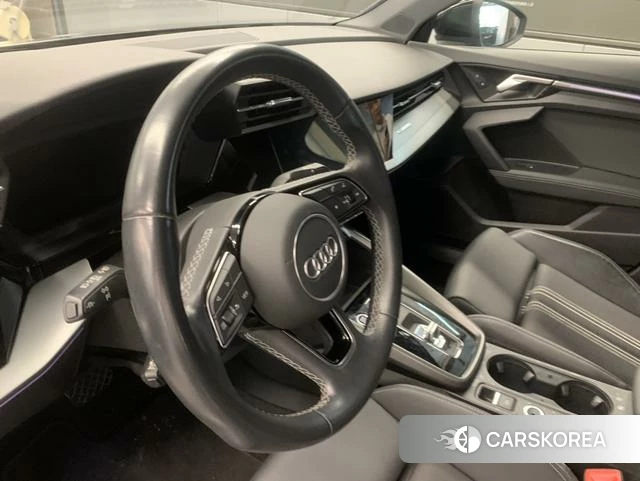 Audi A3 2023 Серебристо-серый из Китая, фото 3