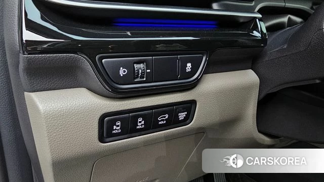 Kia The New Carnival 4th Generation 2025 Белый из Кореи, фото 3