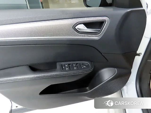 Renault Korea (Samsung) XM3 2023 Белый из Кореи, фото 3