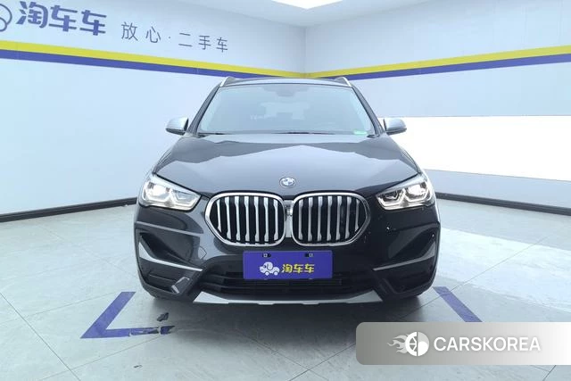BMW X1 2022 Темно-серый из Китая, фото 3
