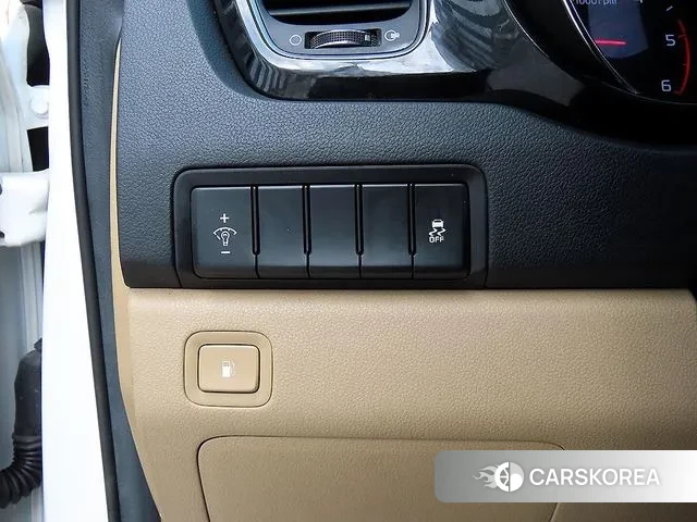 Kia The New Carnival 2018 Белый из Кореи, фото 3