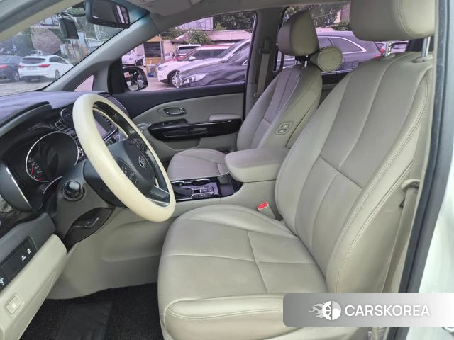 Kia The New Carnival 2019 Белый из Кореи, фото 3