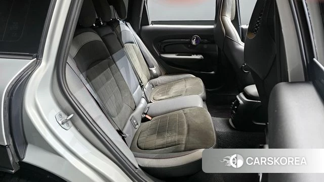 Mini Cooper S Clubman 2021 Серебряный из Кореи, фото 3