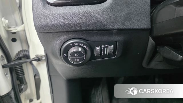 Jeep Compass 2nd Generation 2019 Белый из Кореи, фото 3