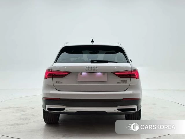 Audi Q3 2022 Белый из Китая, фото 3
