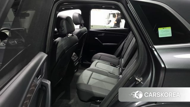 Audi Q5 (FY) 2023 Серый из Кореи, фото 3
