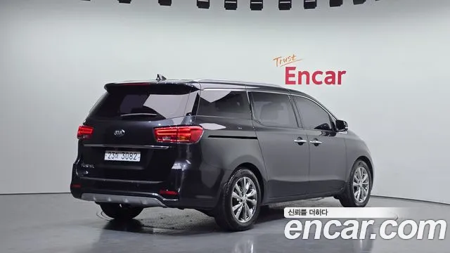 Kia The New Carnival id 2529596 из Кореи 3