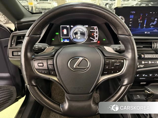 Lexus ES300h 7th generation 2022 Черный из Кореи, фото 3