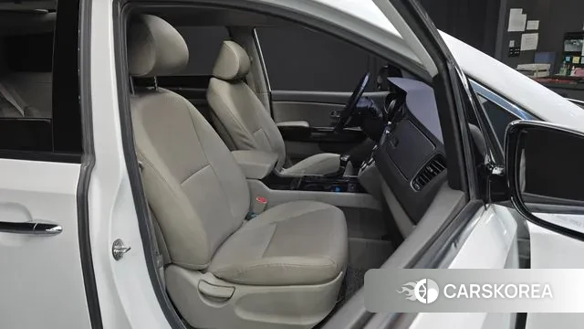 Kia All New Carnival 2018 Белый из Кореи, фото 3