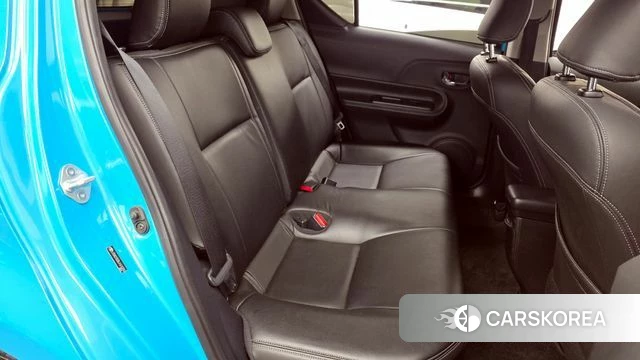 Toyota Prius C 2018 Небесно-голубой из Кореи, фото 3