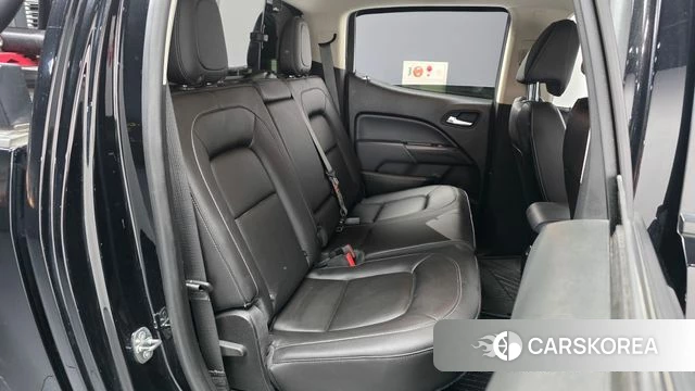 Chevrolet (GM Daewoo) Real New Colorado 2021 Черный из Кореи, фото 3