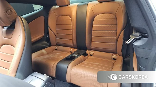 Mercedes-Benz C-Class W205 2019 Белый из Кореи, фото 3