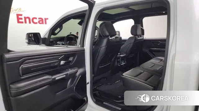 Dodge Lampicup 2022 Белый из Кореи, фото 3