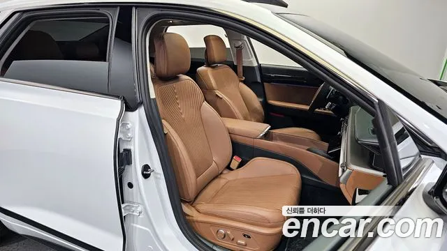 Hyundai Grandeur Hybrid (GN7) 2023 Белый из Кореи, фото 3