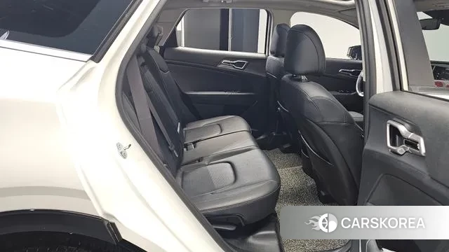 Kia Sportage 5th Generation 2022 Белый из Кореи, фото 3