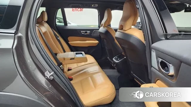 Volvo V60 Cross-Country 2nd Generation 2021 Серый из Кореи, фото 3