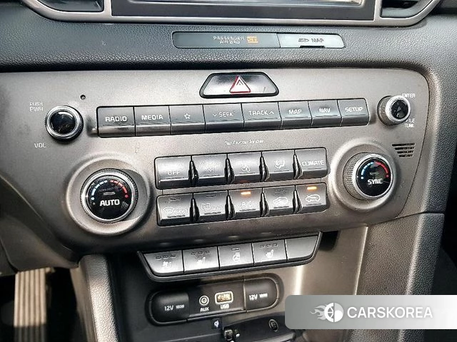 Kia Sportage 4th Generation 2018 Белый из Кореи, фото 3