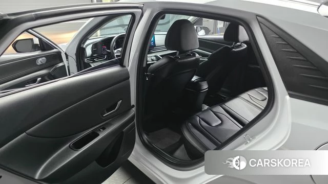 Hyundai Avante (CN7) 2021 Белый из Кореи, фото 3