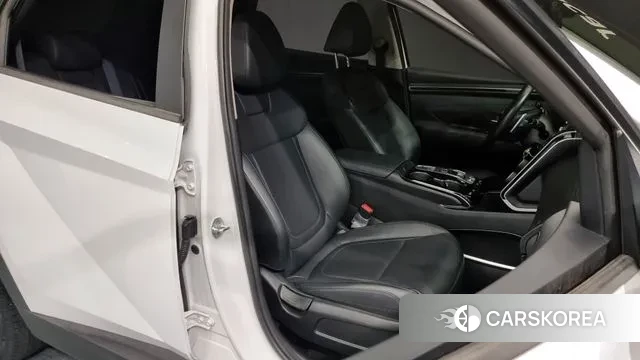 Hyundai Tucson (NX4) 2021 Белый из Кореи, фото 3