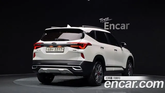 Kia Seltos 2019 Белый из Кореи, фото 3