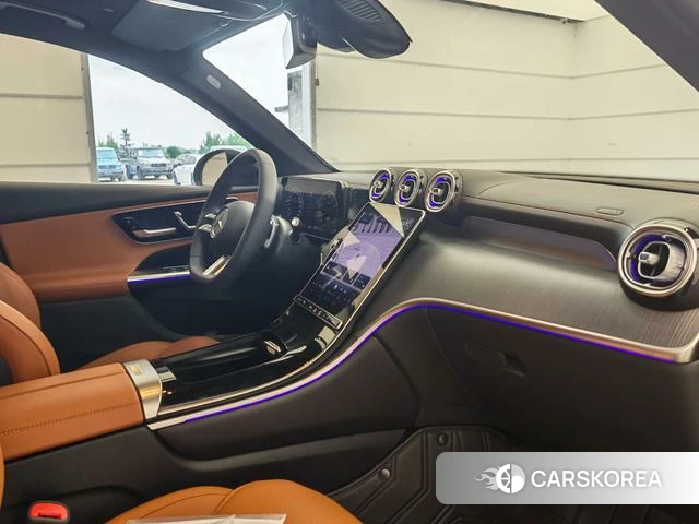 Mercedes-Benz GLC 2024 Черный из Китая, фото 3