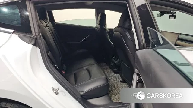 Tesla Model 3 2019 Белый из Кореи, фото 3