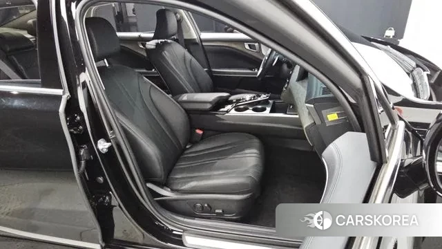 Kia K8 2024 Черный из Кореи, фото 3