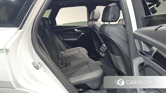 Audi Q5 (FY) 2022 Белый из Кореи, фото 3