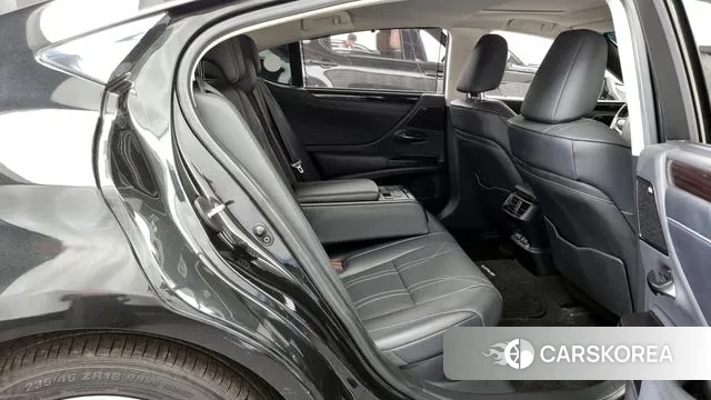 Lexus ES300h 7th generation id 2886046 из Кореи 3