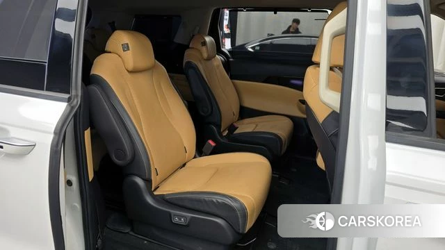 Kia Carnival 4th generation 2023 Белый из Кореи, фото 3