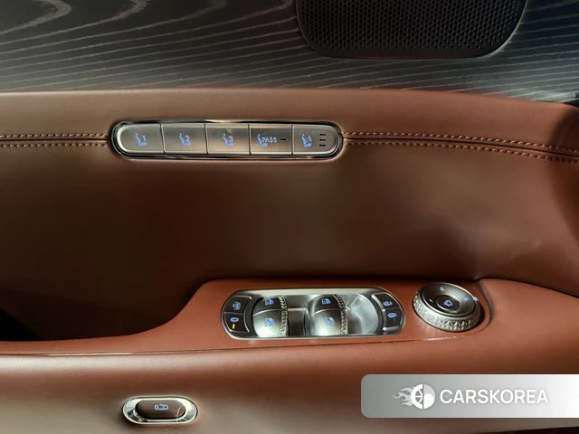 Genesis G90 (RS4) 2022 Черный из Кореи, фото 3