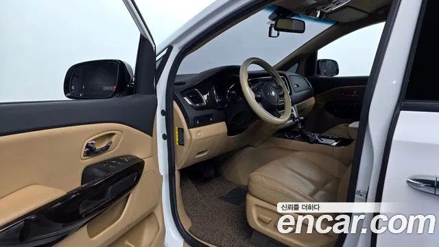 Kia The New Carnival id 2689563 из Кореи 3