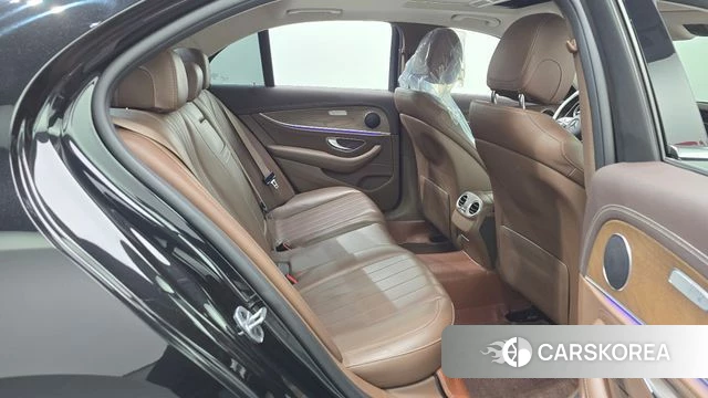 Mercedes-Benz E-Class W213 id 3795725 из Кореи 3