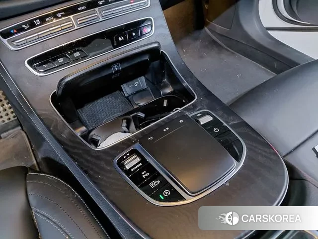 Mercedes-Benz E-Class W213 2021 Белый из Кореи, фото 3