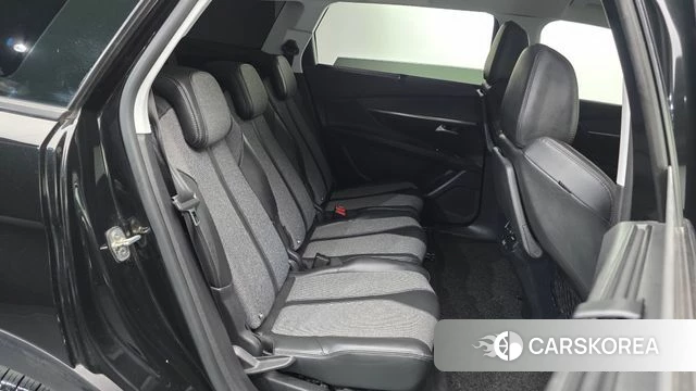 Peugeot 5008 second generation 2018 Черный из Кореи, фото 3