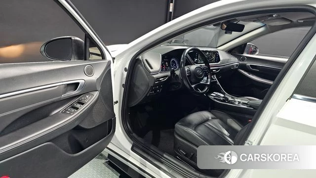 Hyundai Sonata (DN8) 2022 Белый из Кореи, фото 3