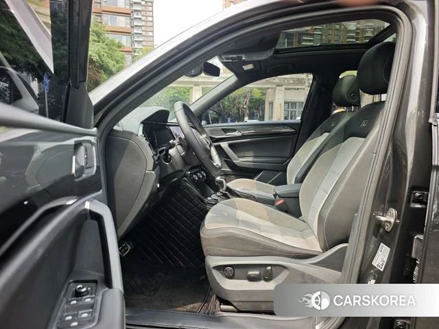 Volkswagen Tanyue 2020 Черный из Китая, фото 3