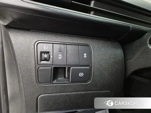 Hyundai Staria 2021 Белый из Кореи, фото 3